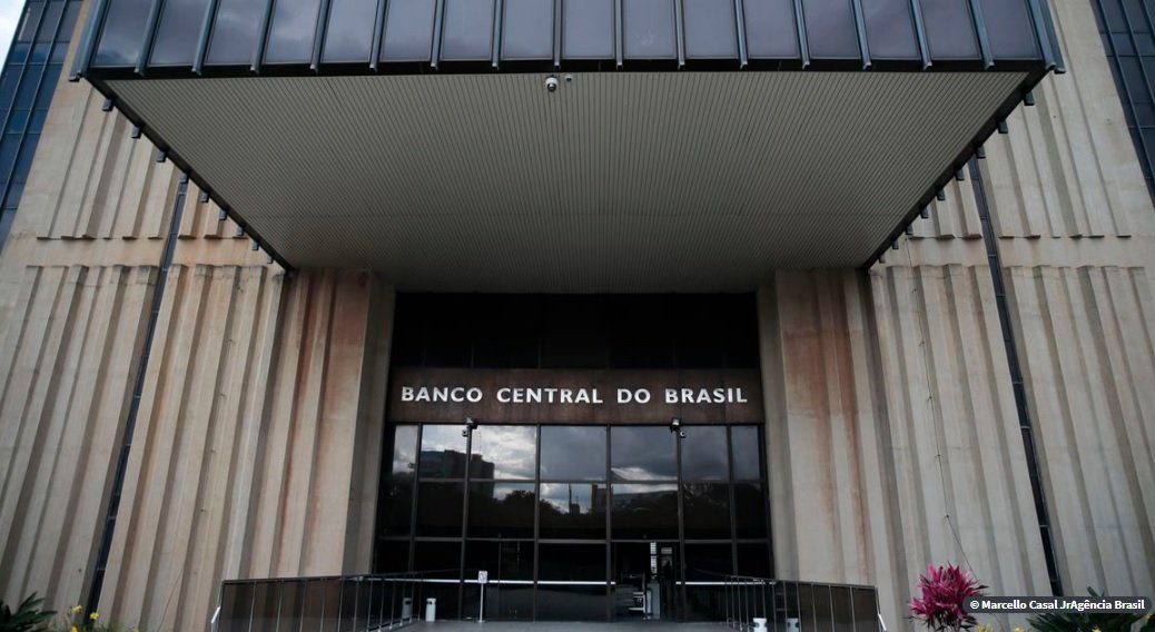 Banco Central: como consultar valores a receber esquecidos em bancos - 96FM  Bauru