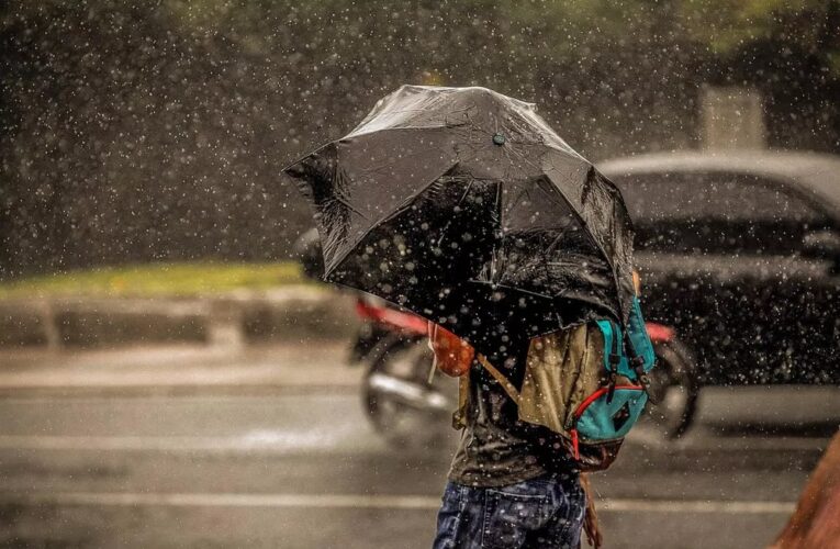 Chuva forte nesta terça-feira já provoca transtornos em Bauru