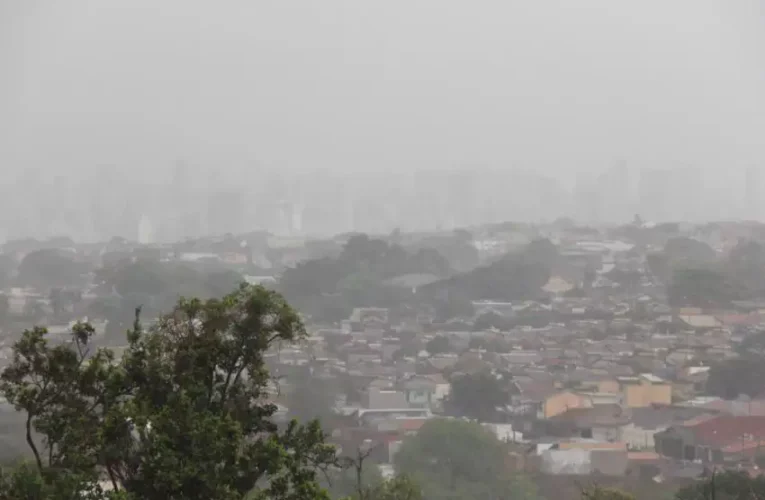 Bauru tem previsão de chuvas e rajadas de vento para os próximos dias