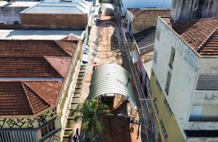 Obras no Calçadão: Região central tem interdições e fica sem água nesta terça