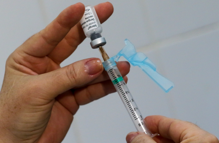 Diante da baixa procura, vacinas da dengue que não foram usadas serão redistribuídas 