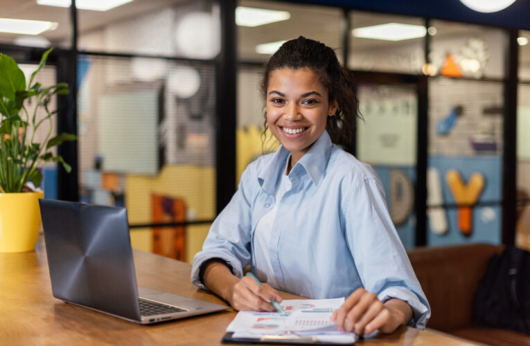 Qualifica SP abre inscrições para curso de assistente administrativo em Bauru