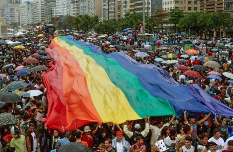 Dia do Orgulho LGBTQIA+: país tem longa história de luta por direitos