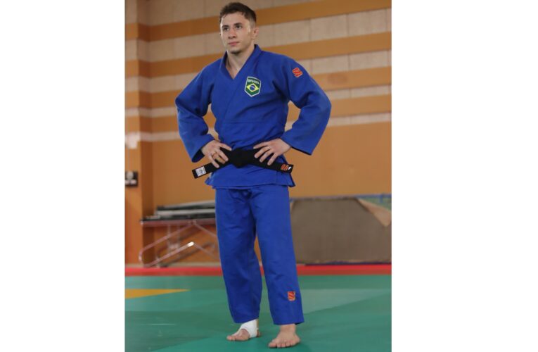 Judoca Michel Augusto busca consagração olímpica