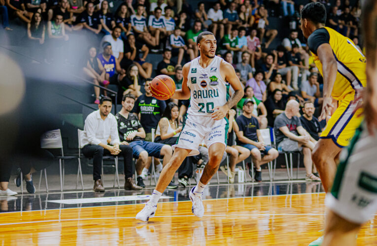 Fora de casa, Bauru Basket encara o Pinheiros neste sábado