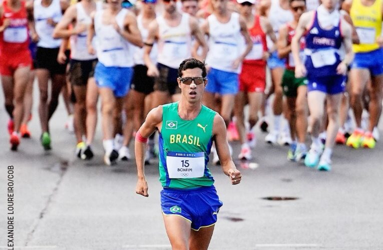 Caio Bonfim fatura prata inédita para o Brasil na marcha atlética