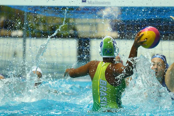 Seleção brasileira adulta feminina realiza treinamento na Arena ABDA